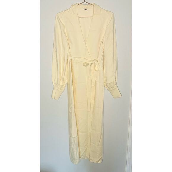 Alexis Ivory Shey Satin Side Slits Crepe Style V-Neckline Dress size XS - Picture 4 of 11
